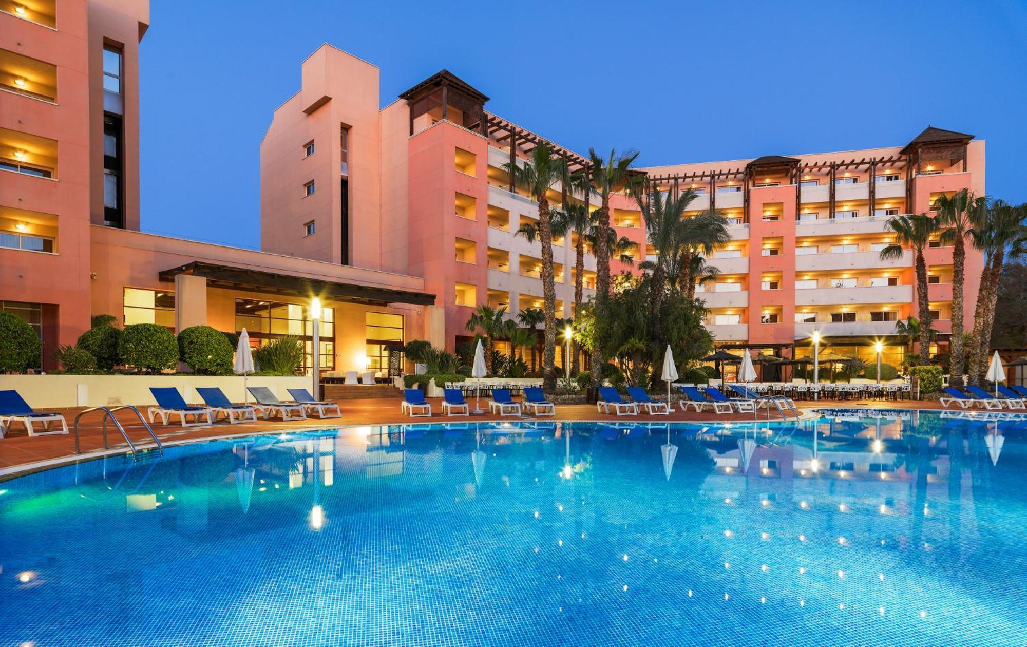 Superior Double Room pool views