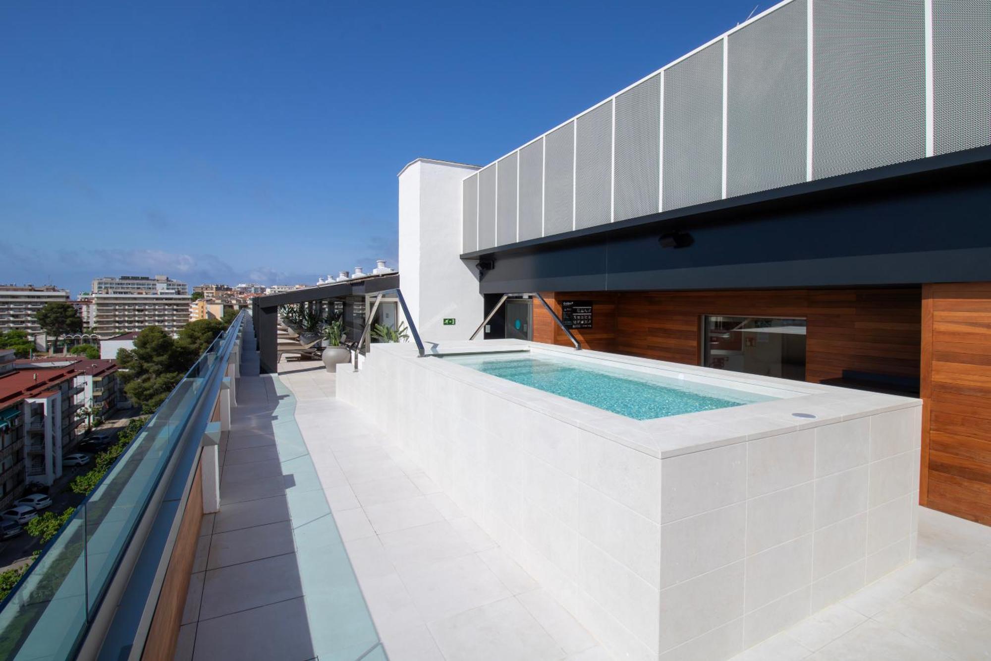 Privilege Rooftop Pool